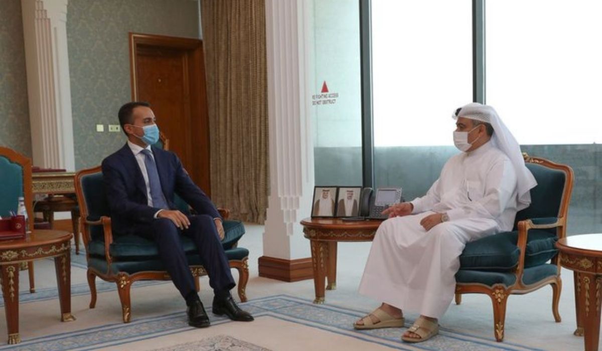 Minister of Commerce and Industry Meets Italian Minister of Foreign Affairs